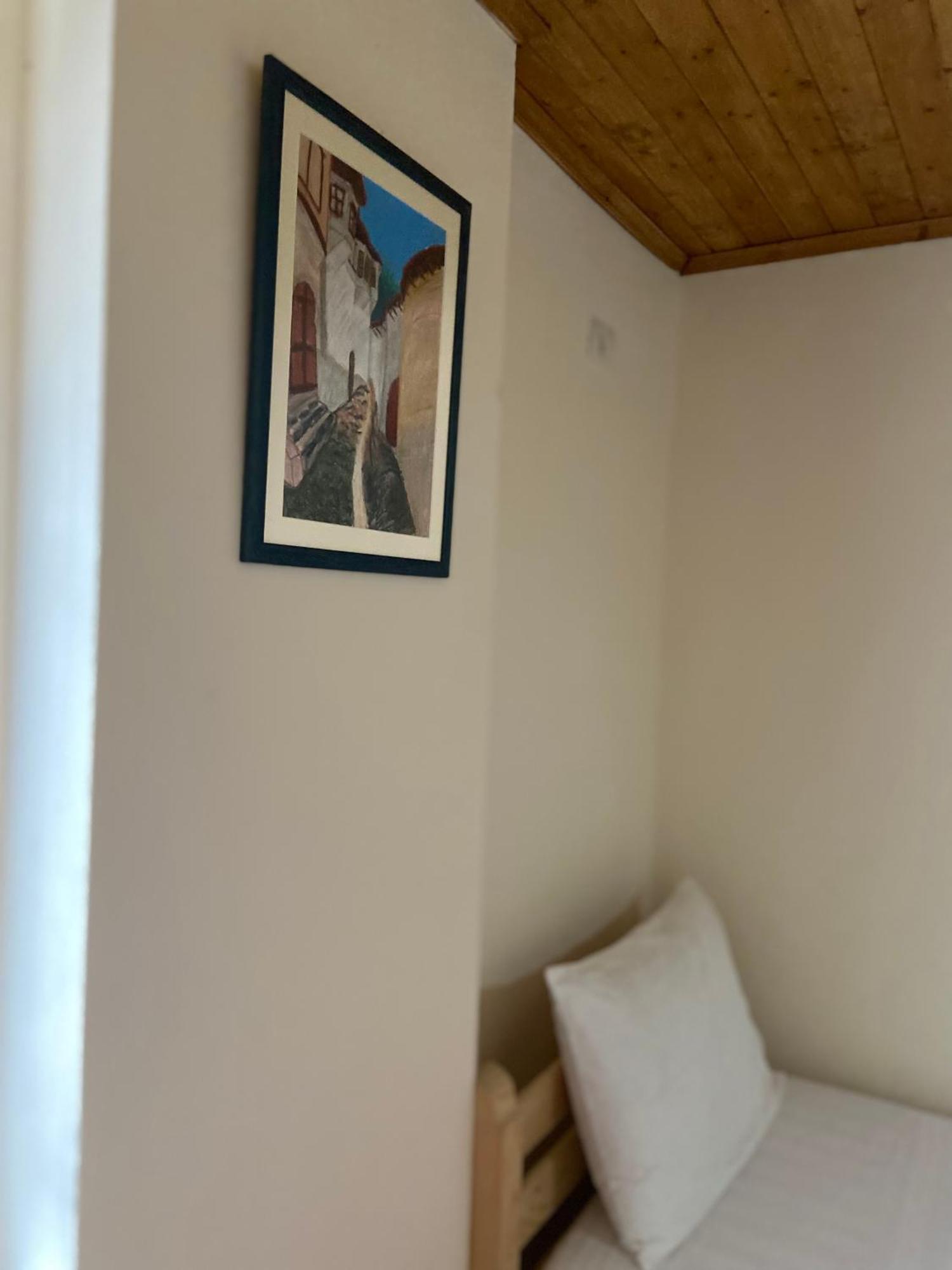 Teo'S Guest House Berat Esterno foto