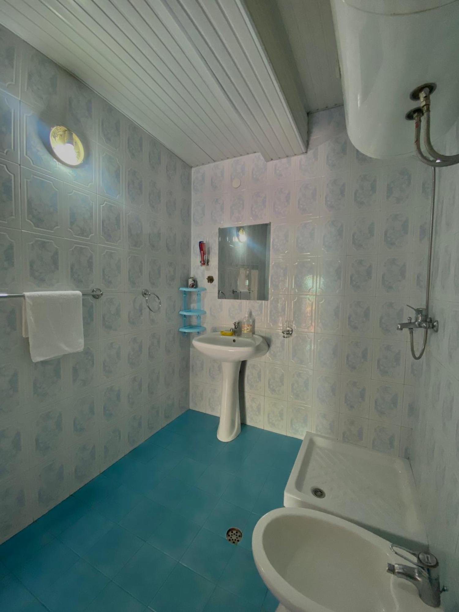 Teo'S Guest House Berat Esterno foto